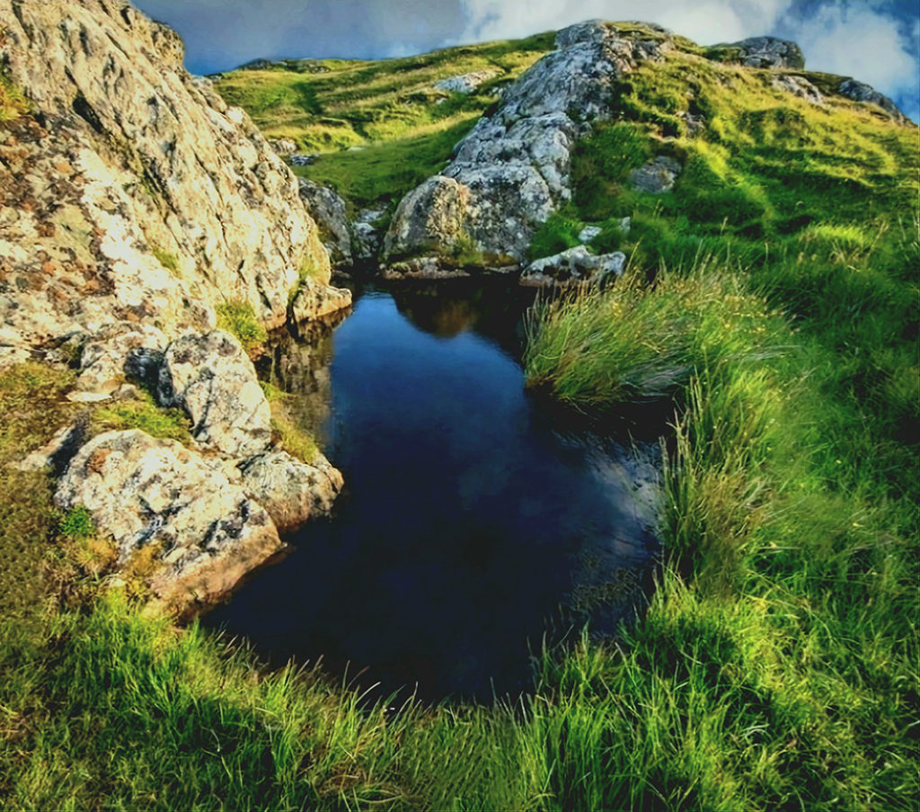 Scotland-Isle-of-Iona-Dun-i-St-Bridget's-Well